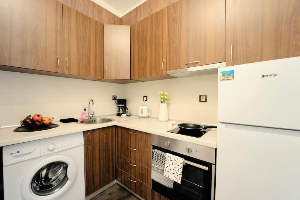 Cozy 2-Bedroom Flat In The Very Center Of Sofia Exterior photo